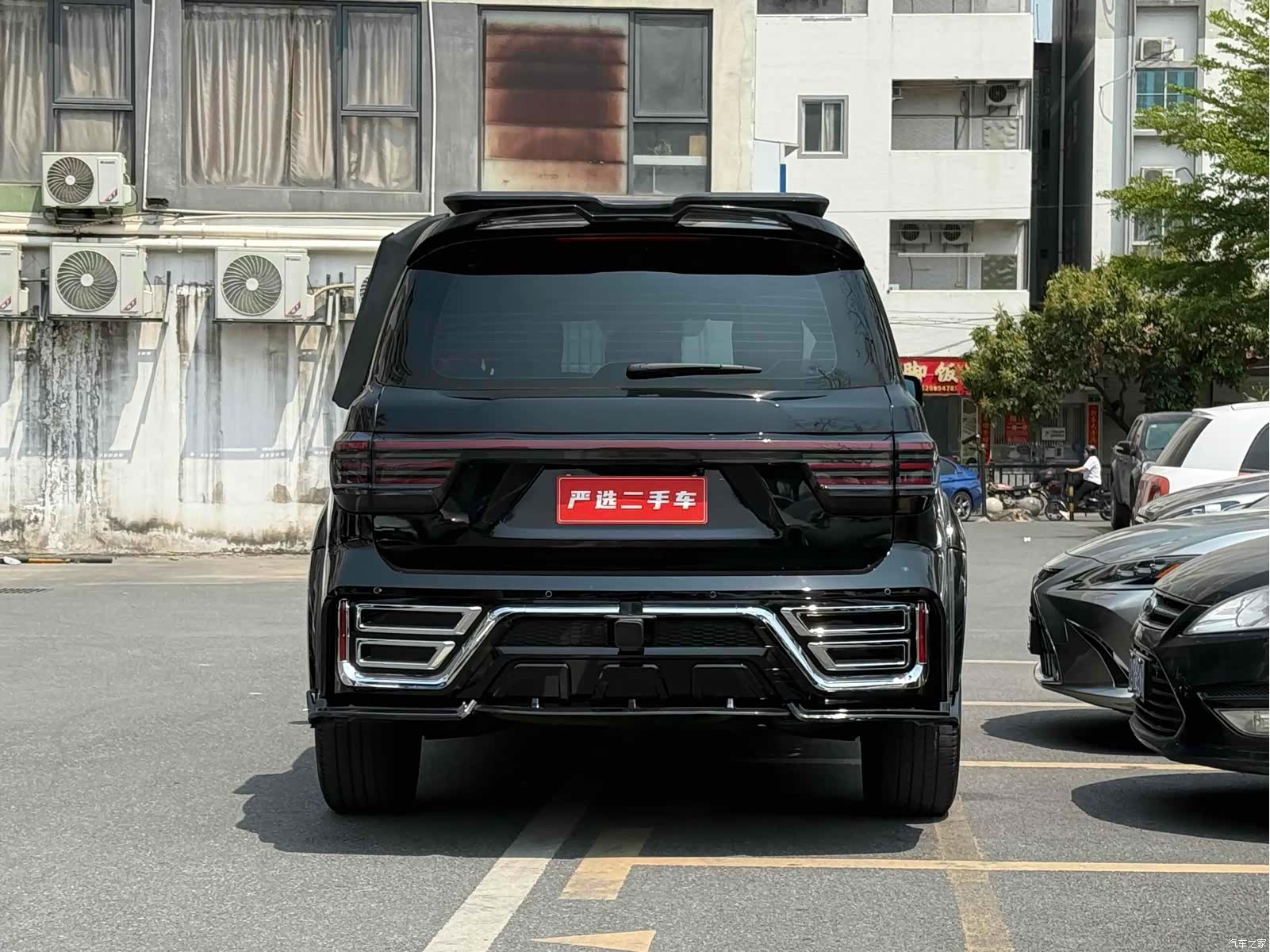 Nissan Patrol, 2019 11