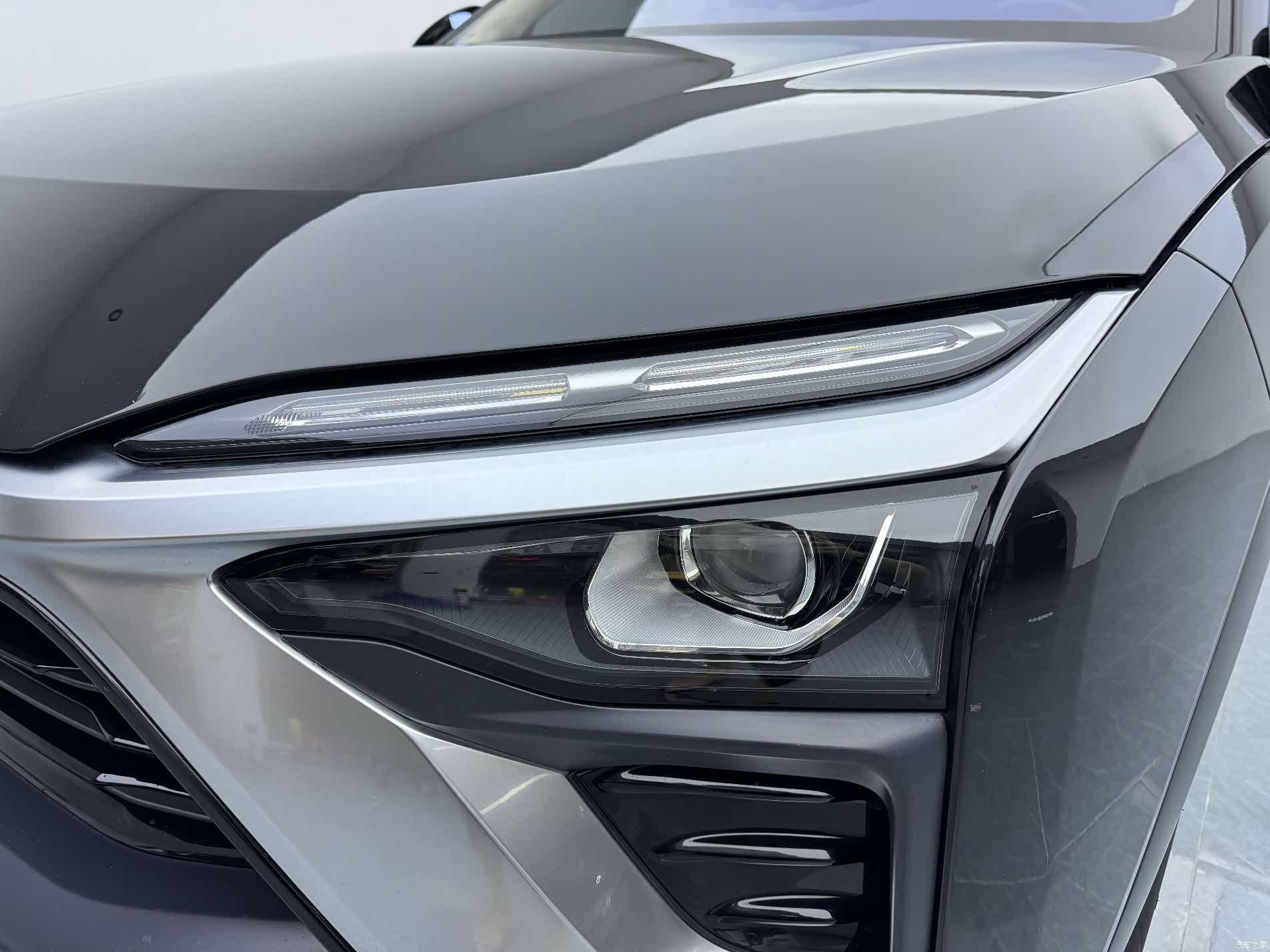 NIO ES8, 2018 13