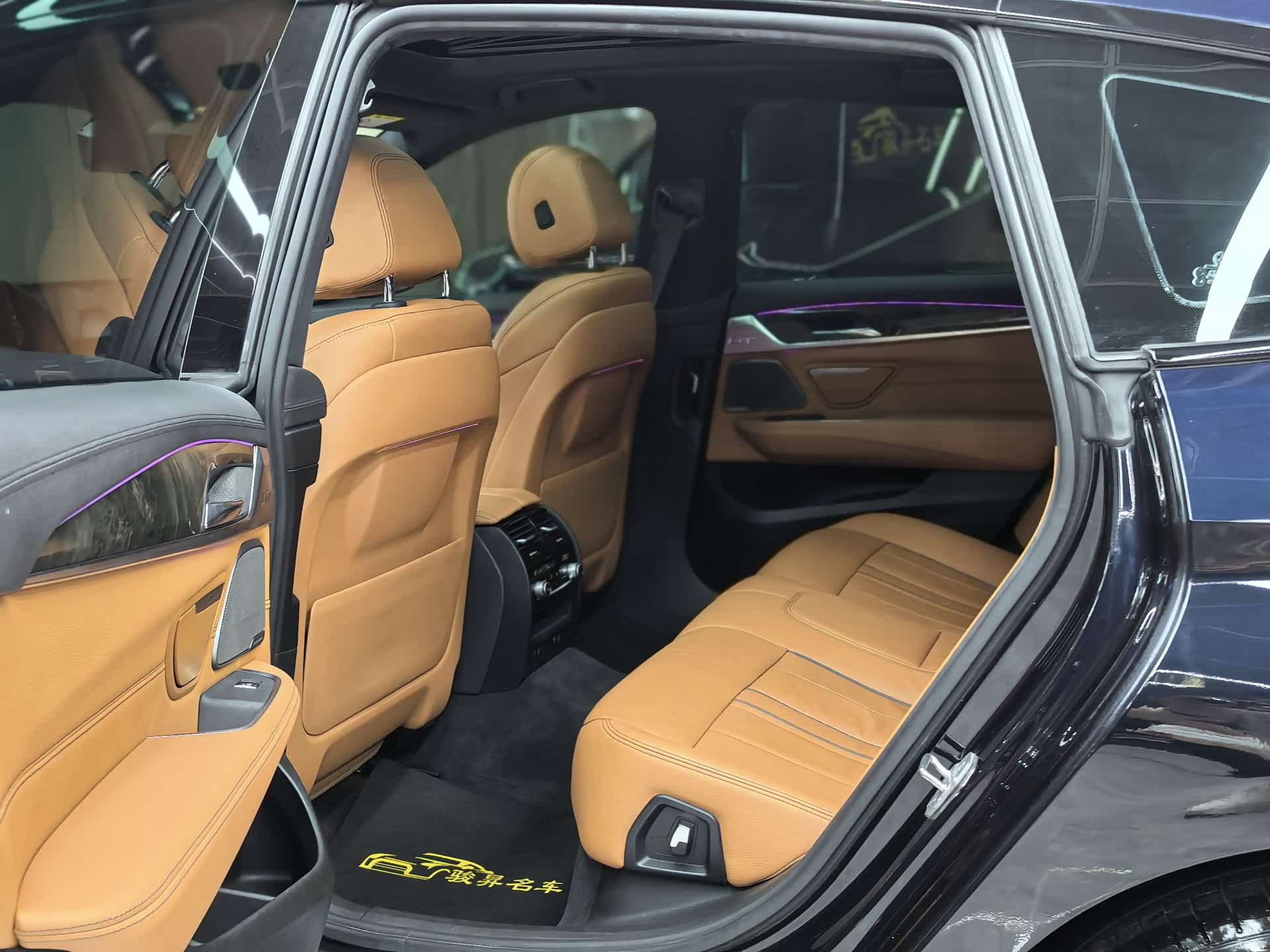 BMW 6 Series GT, 2018 12