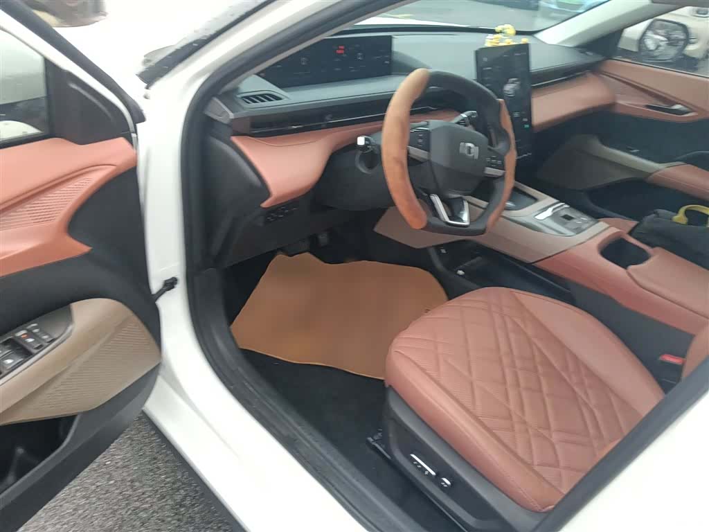 Changan Eado, 2025 16