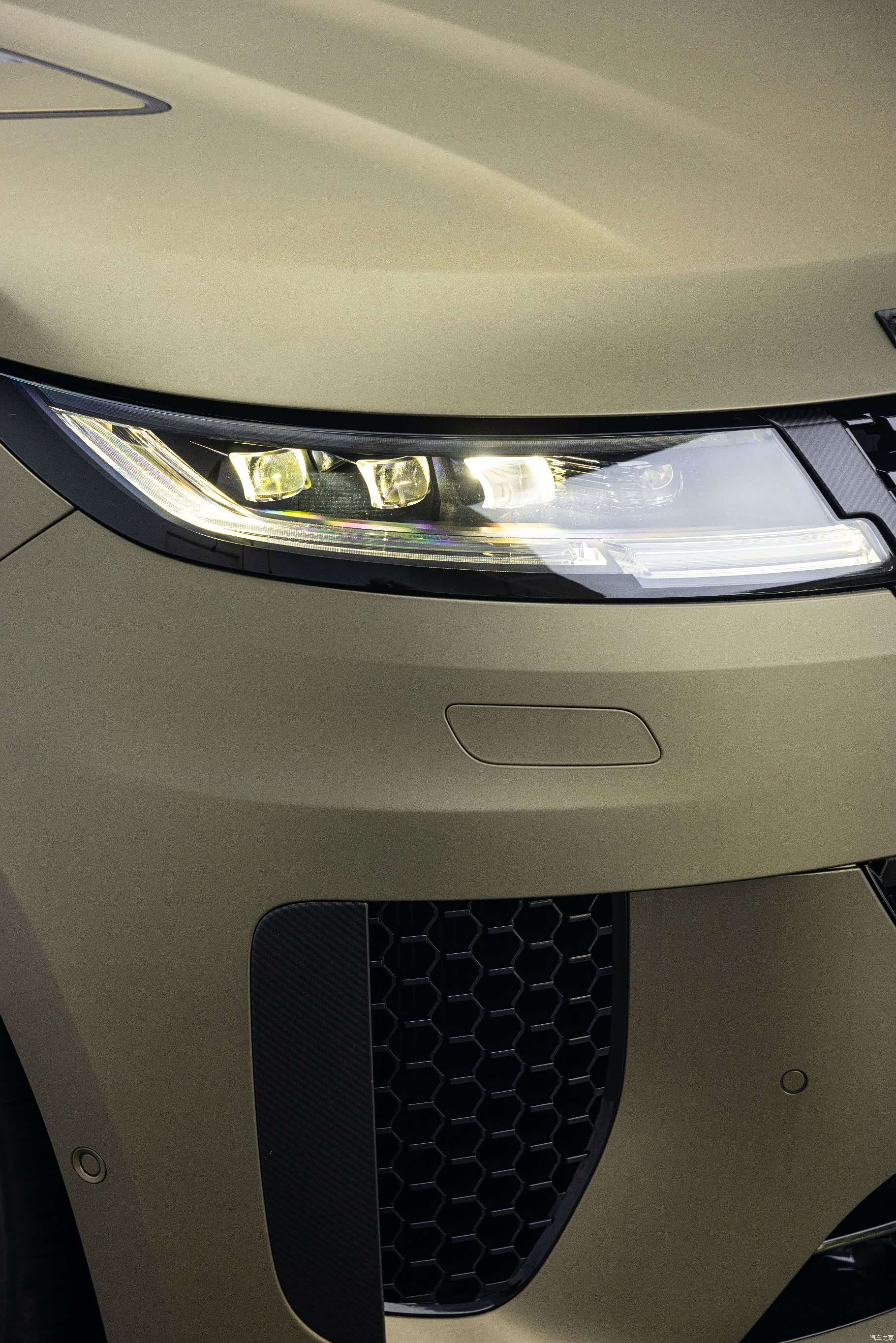 Land Rover Range Rover, 2026 3