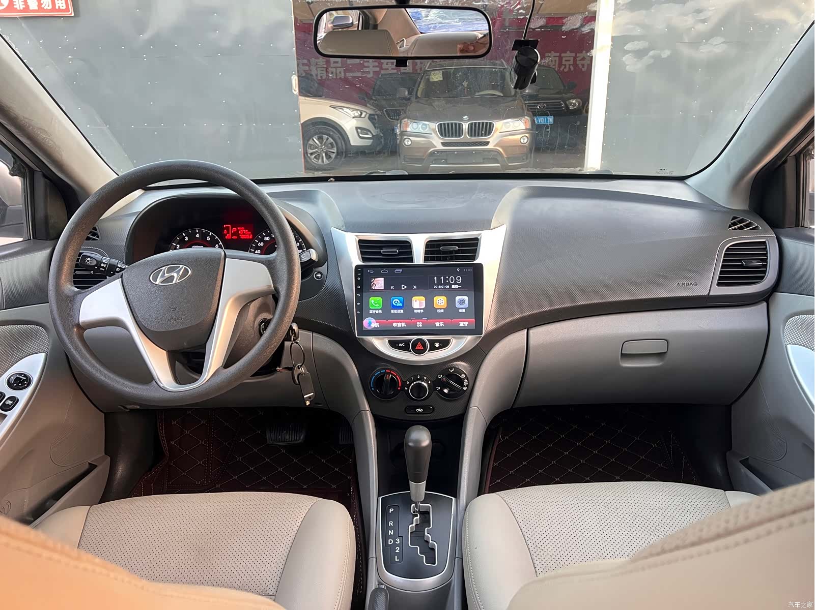 Hyundai GLS, 2014 13