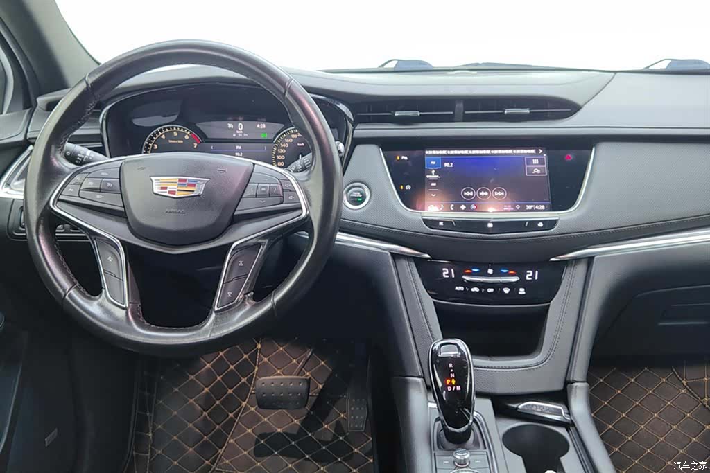 Cadillac XT5, 2019 12