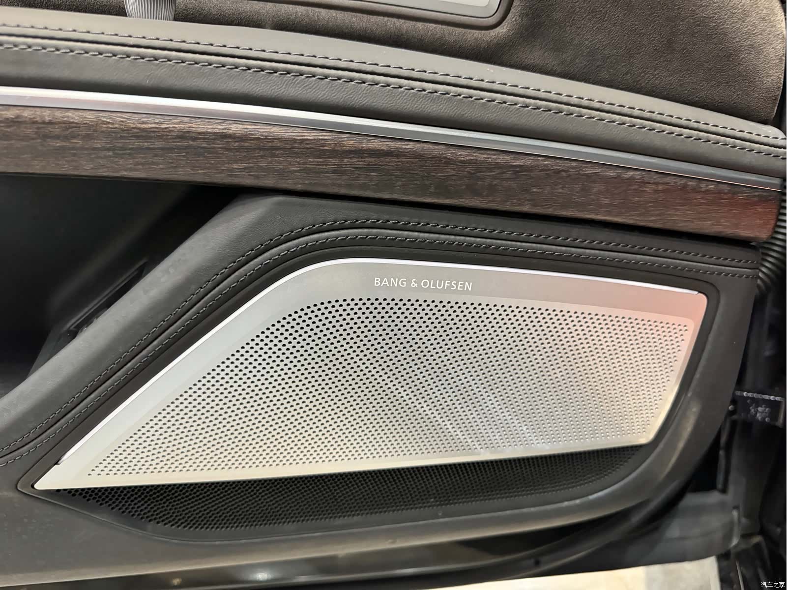 Audi A8L, 2021 10