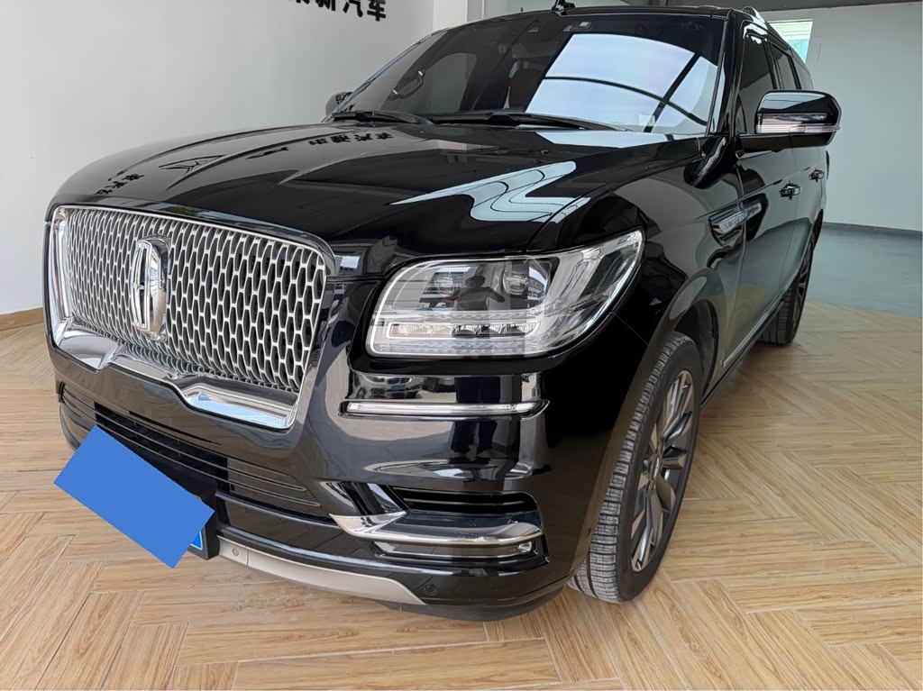 Lincoln Navigator