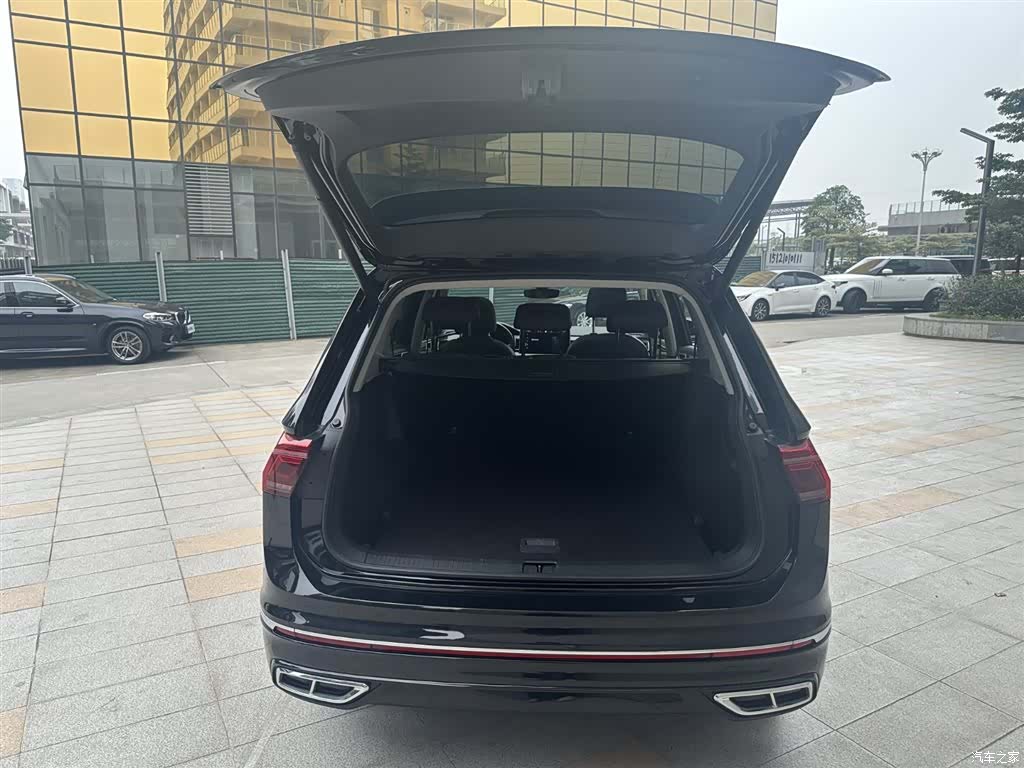 Volkswagen Tiguan L, 2023 18