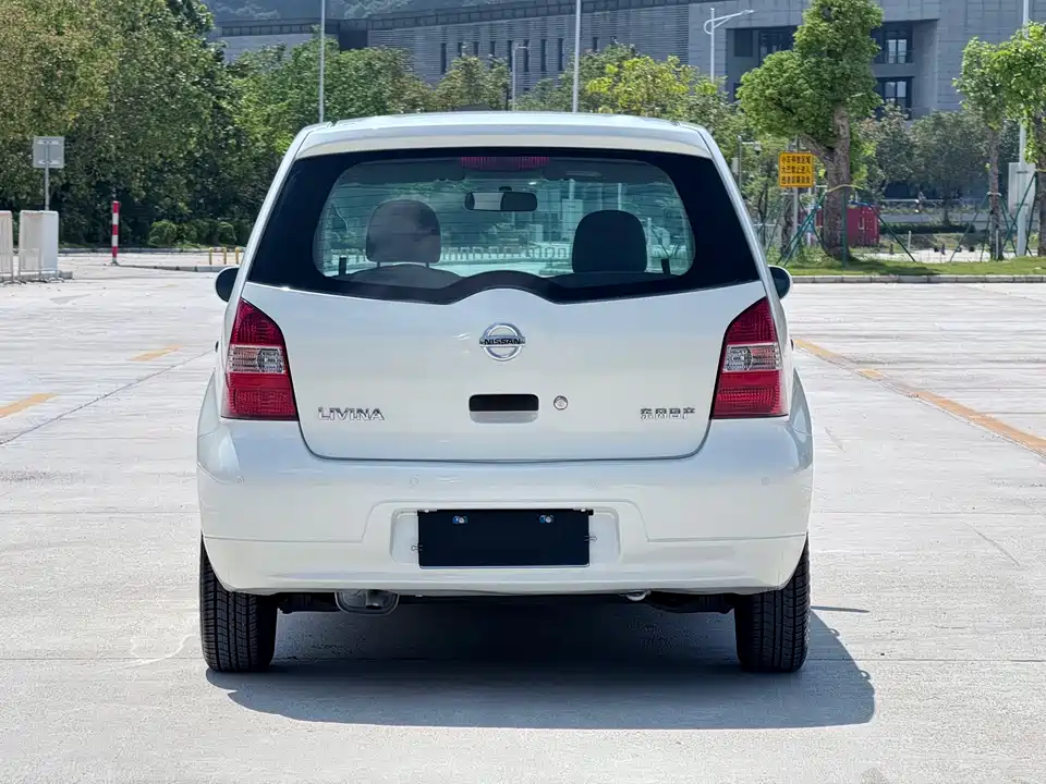 Nissan Liwei