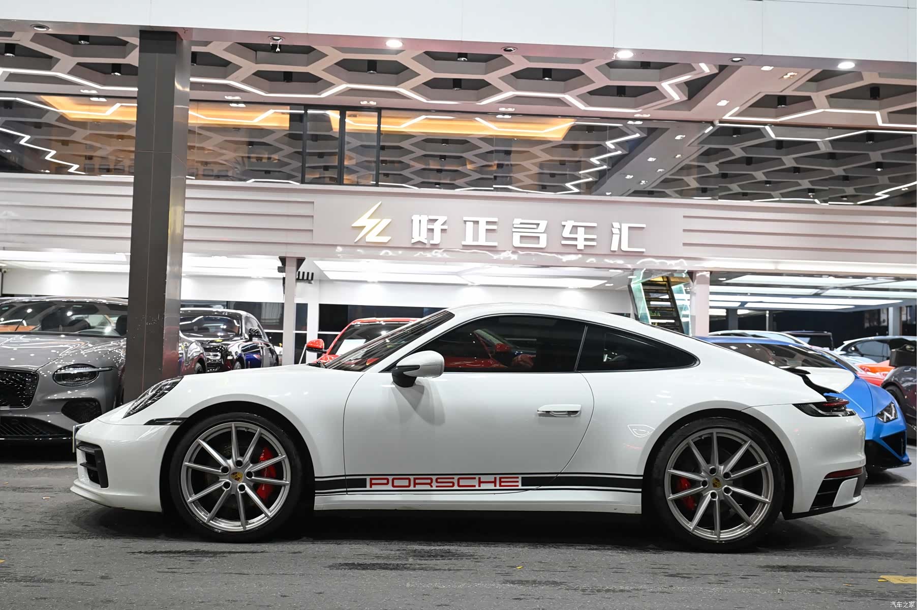 Porsche 911, 2023 2