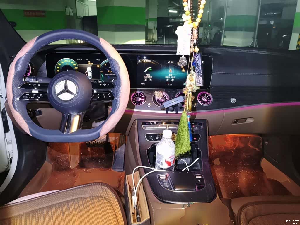 Mercedes-Benz E-Class, 2022 10