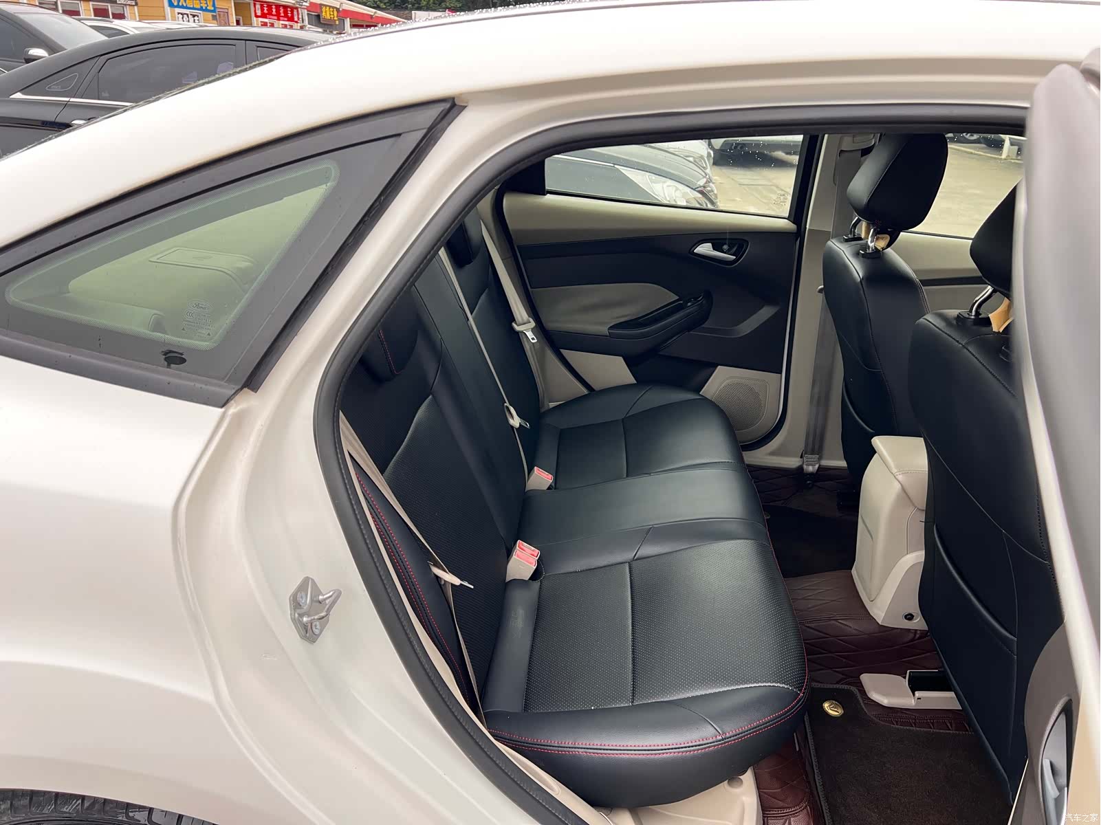 Ford Focus, 2014 13