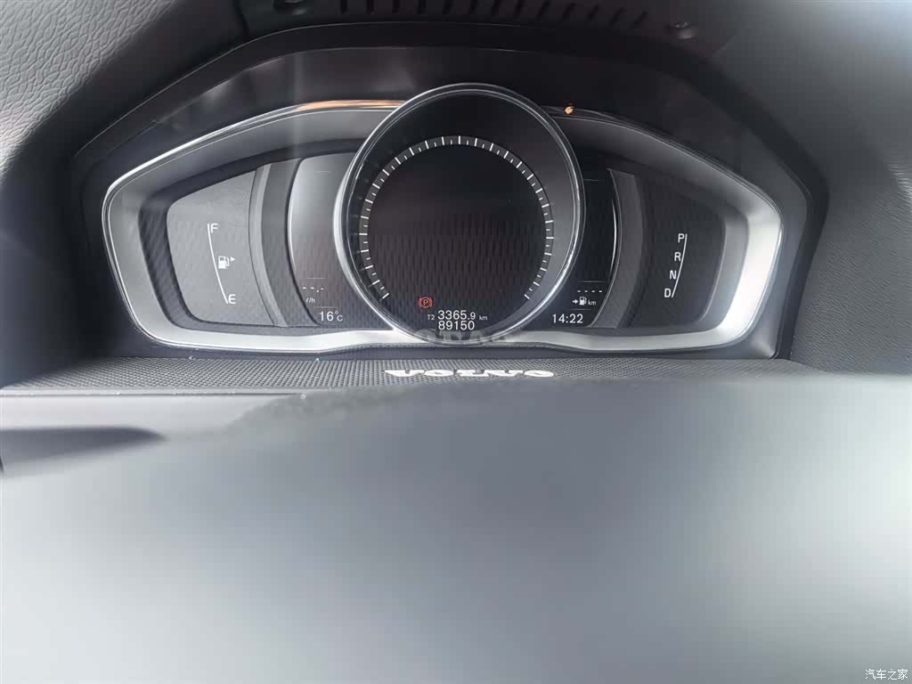 Volvo V60, 2017 3