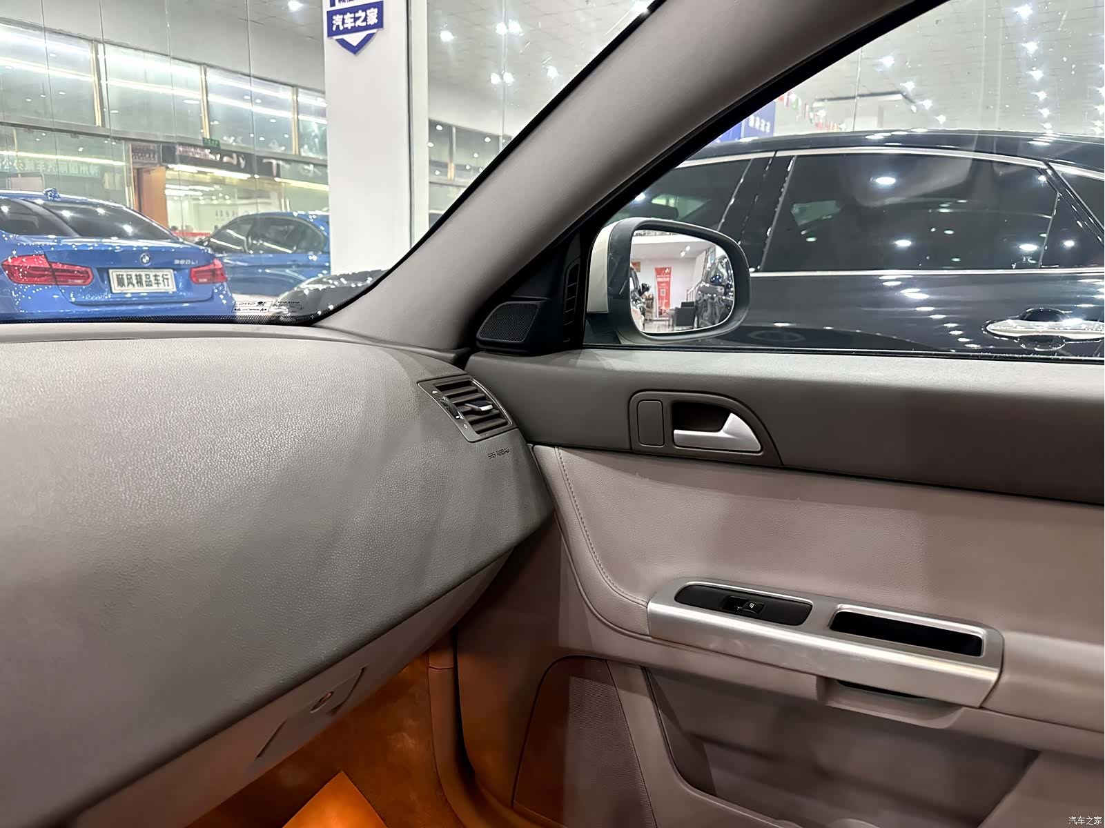 Volvo S40, 2012 8