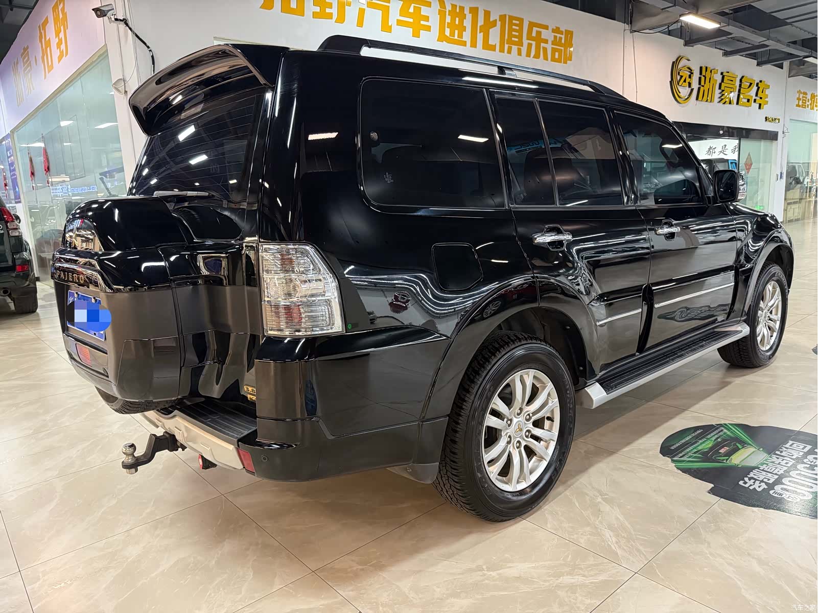 Mitsubishi Pajero, 2020 9