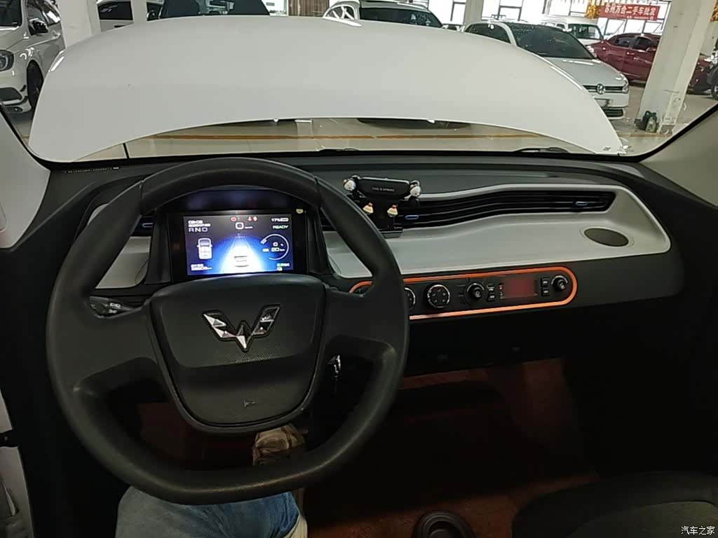 Wuling MINIEV, 2021 10