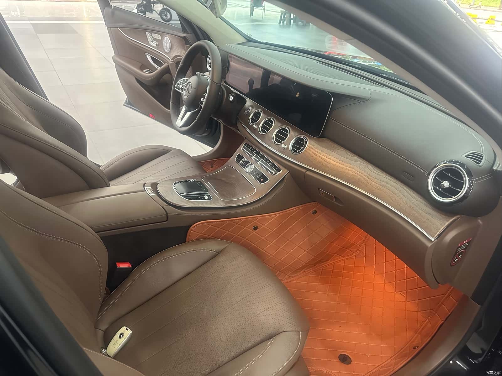 Mercedes-Benz E-Class, 2020 12