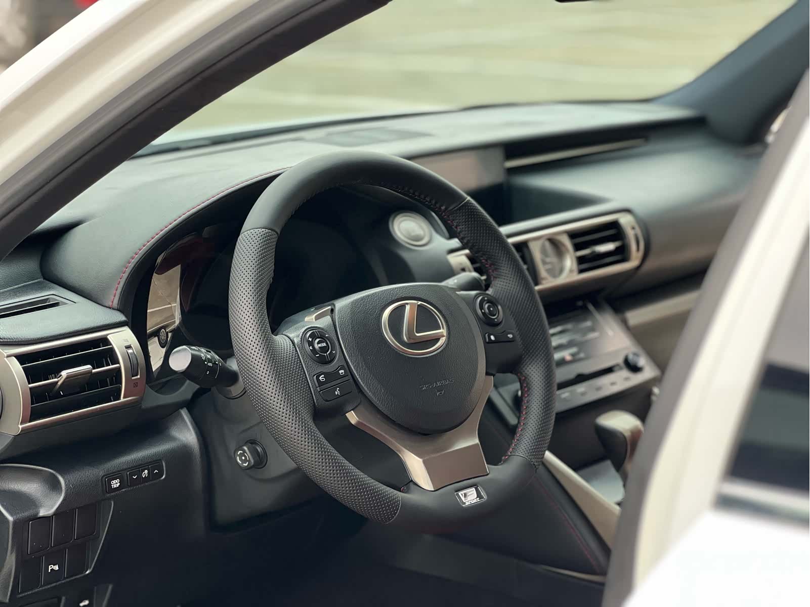 Lexus IS, 2013 19