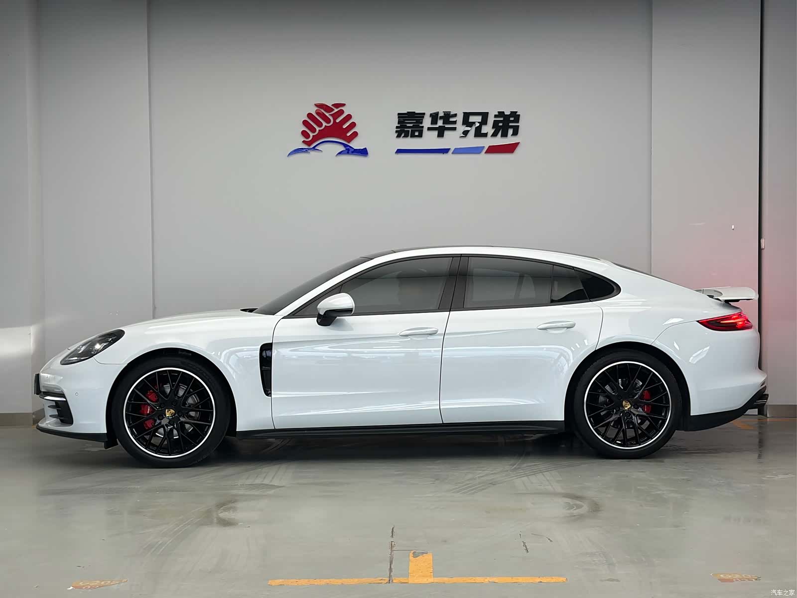 Porsche Panamera, 2018 10