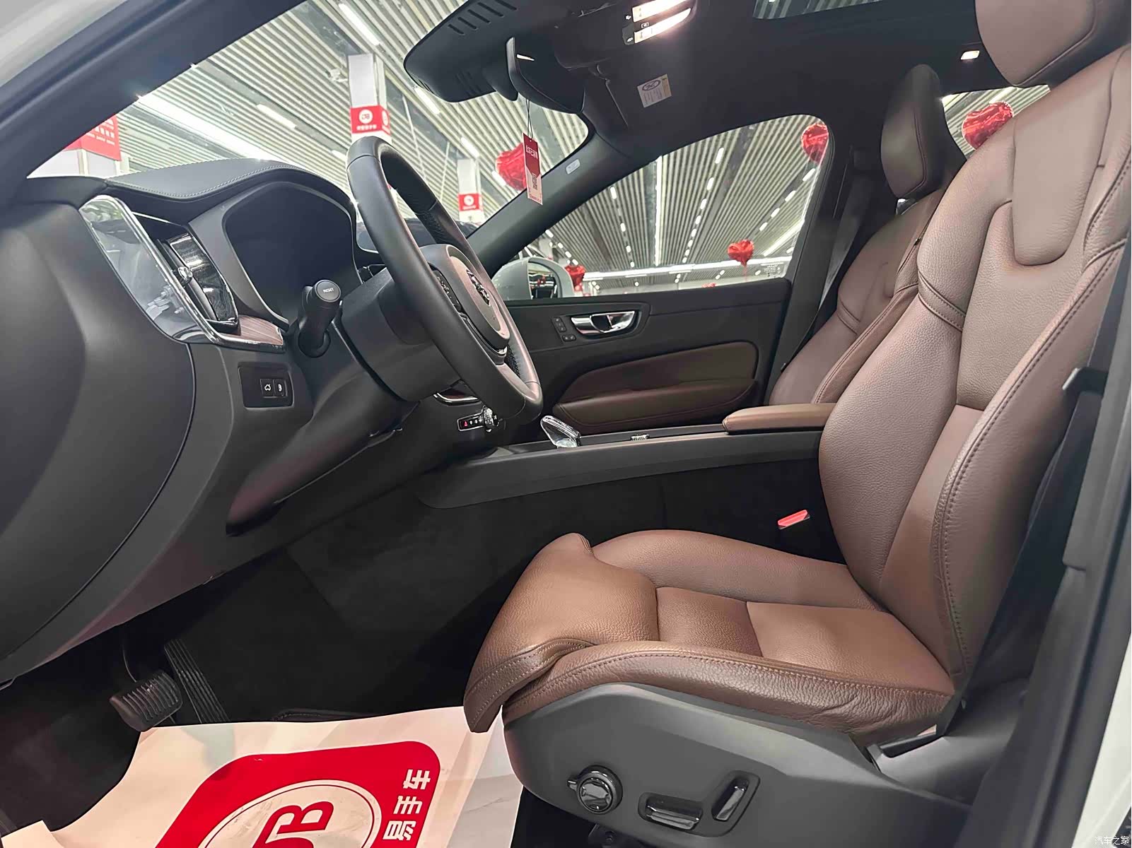 Volvo XC60, 2024 8