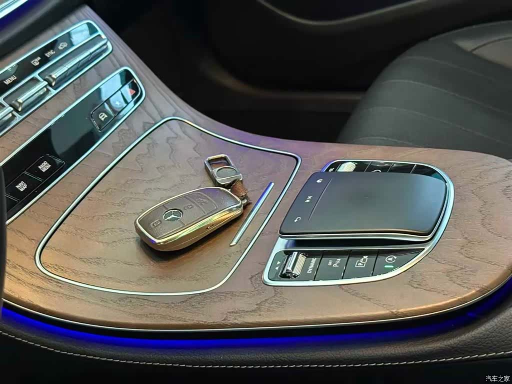 Mercedes-Benz E-Class, 2021 14
