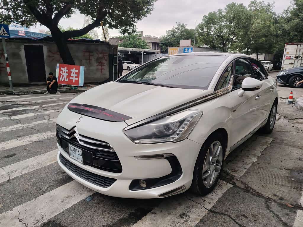 DS 5 2013 1.6T THP200
