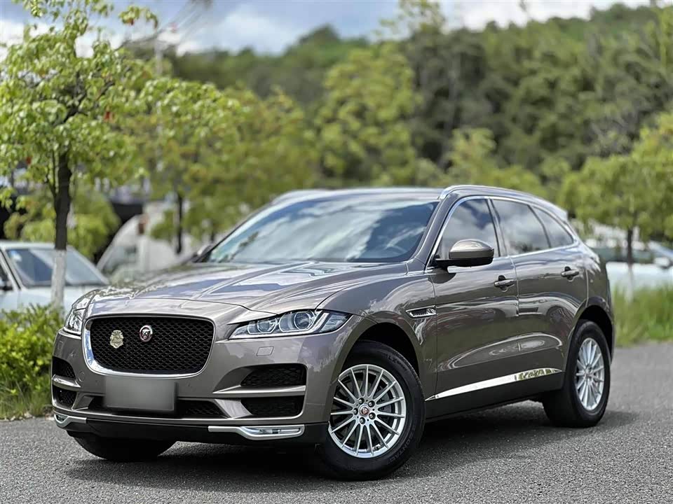 Jaguar F-PACE Jaguar F-PACE