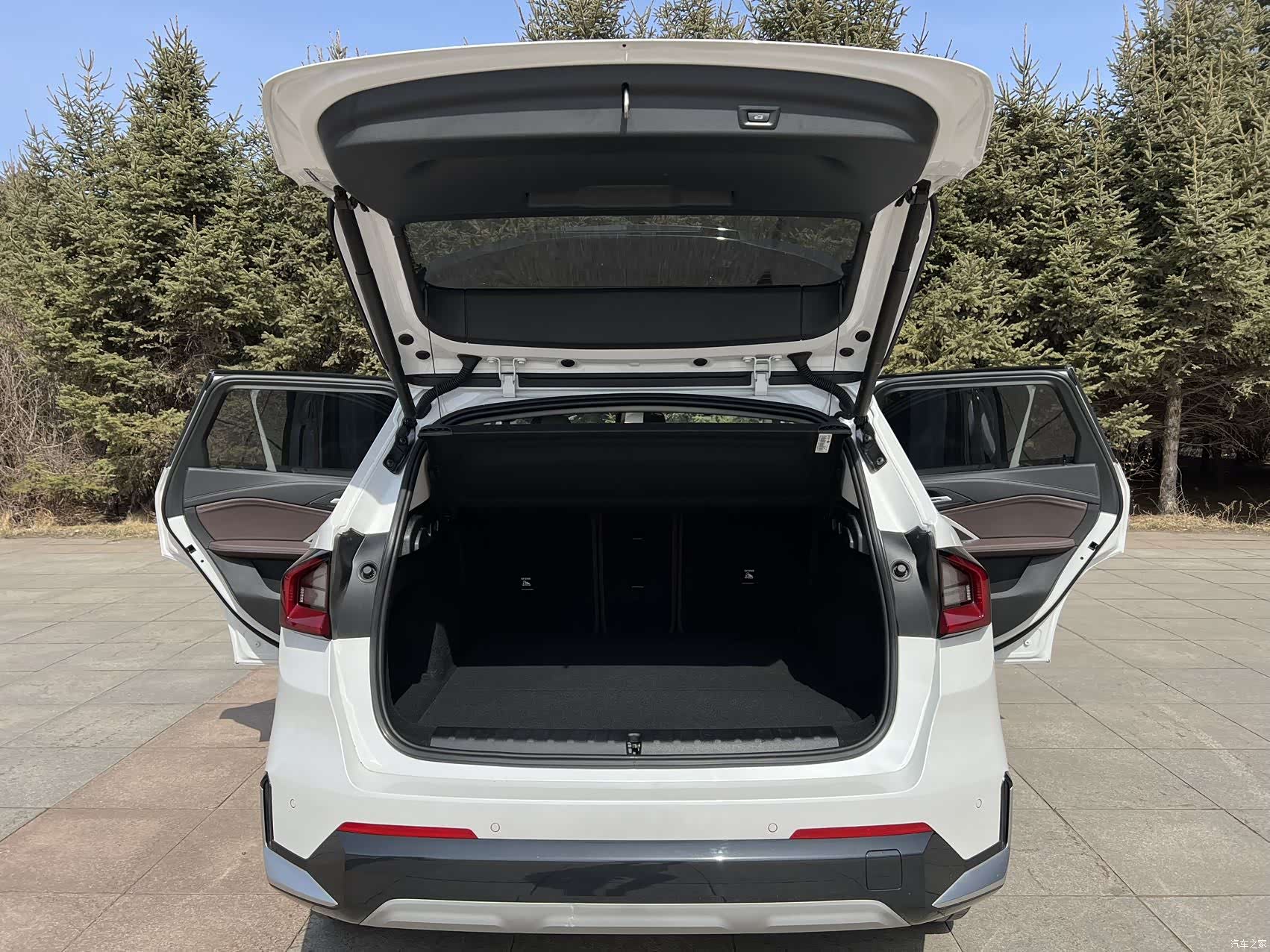 BMW X1, 2023 11