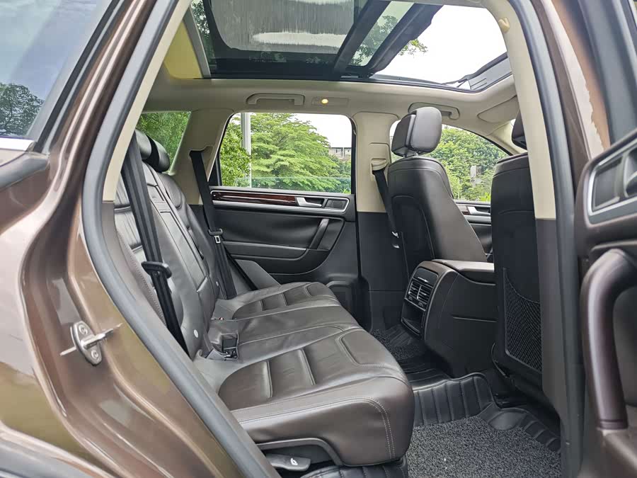 Volkswagen Touareg 2016, фото 8