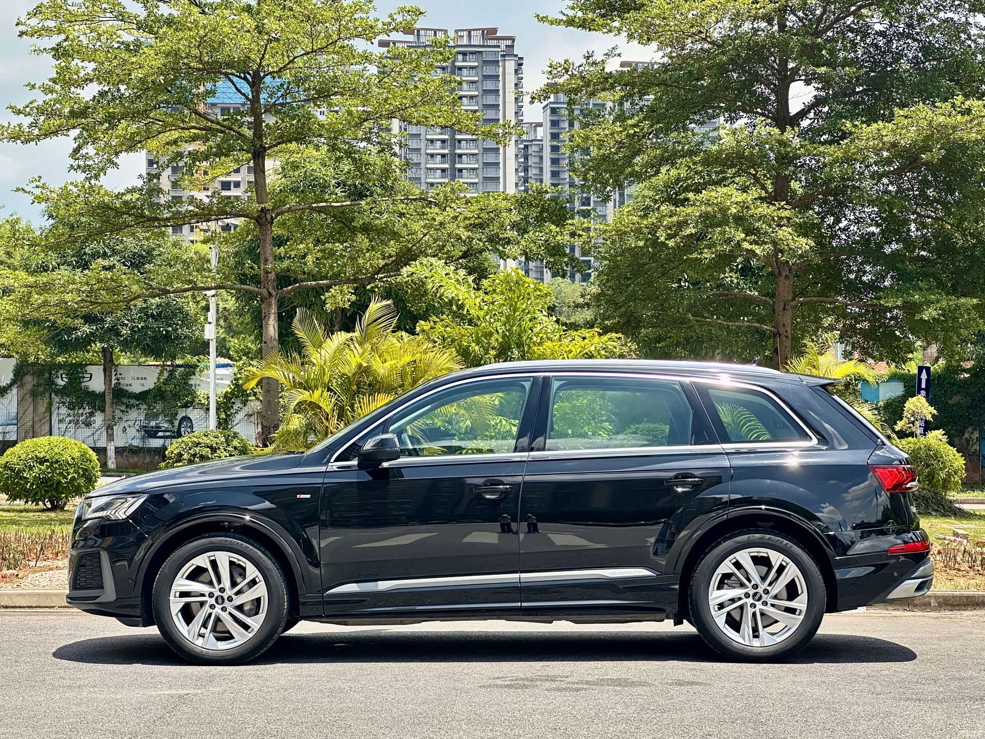 Audi Q7, 2024 4