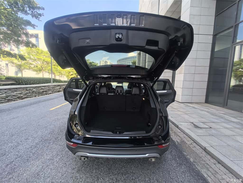 Lincoln MKC, 2017 4