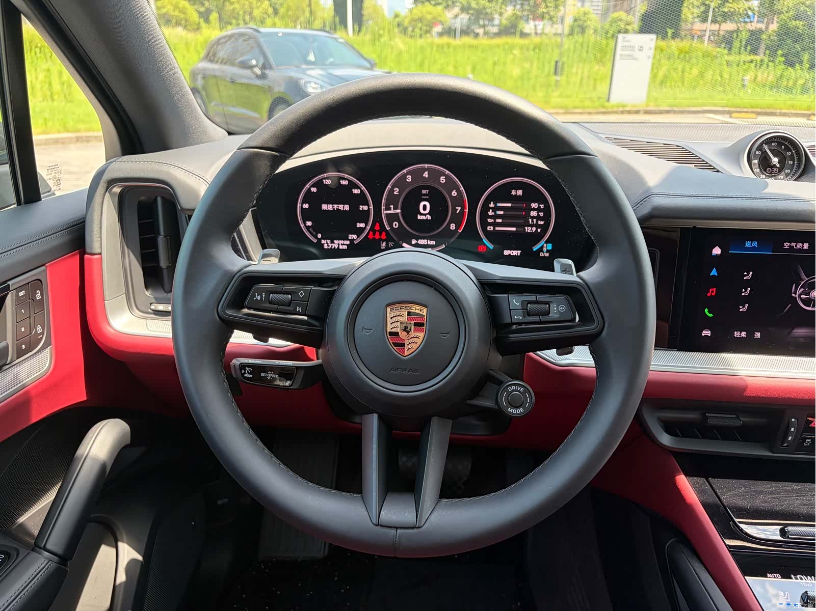 Porsche Cayenne, 2026 16