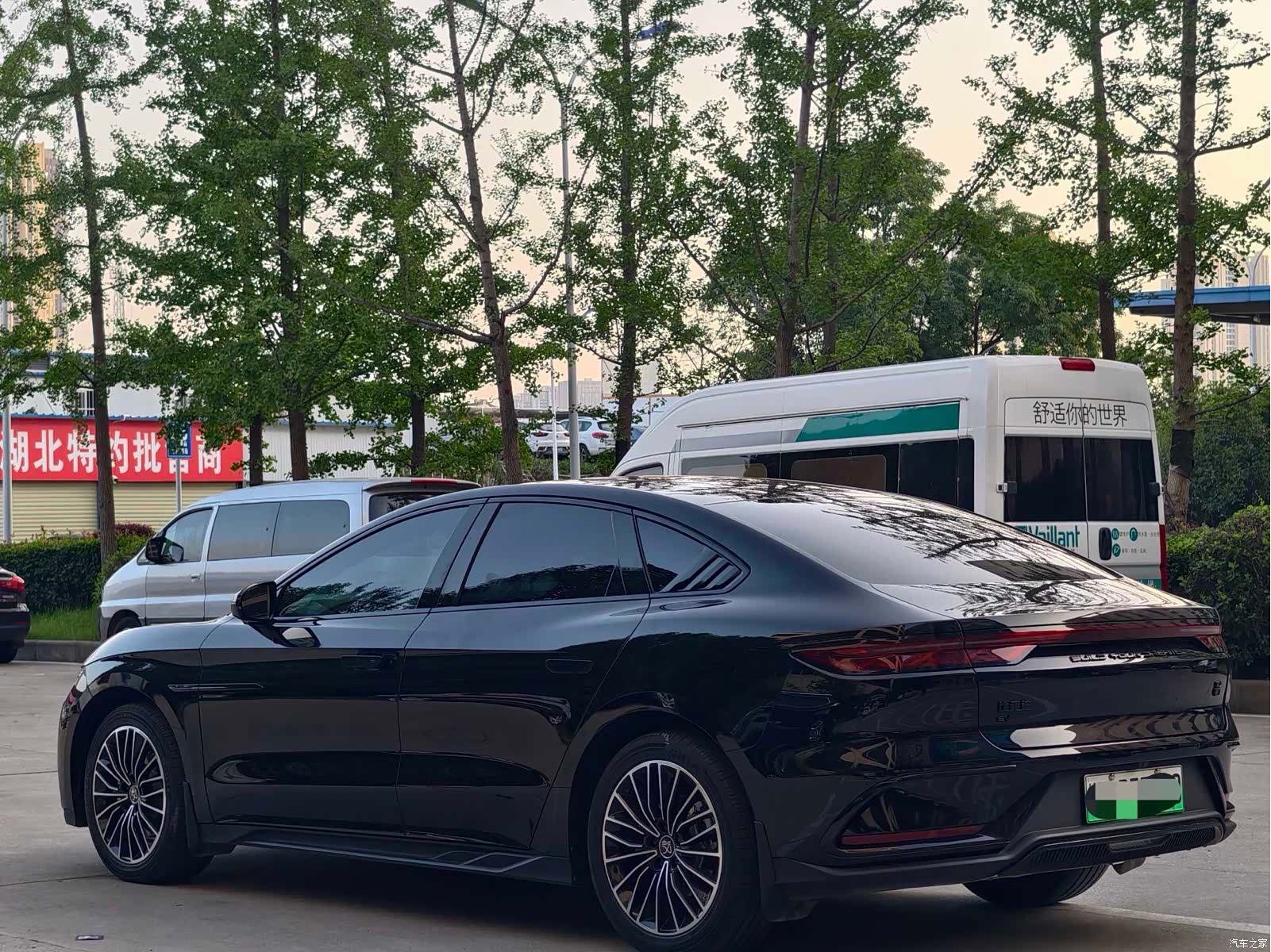 BYD Han, 2023 12