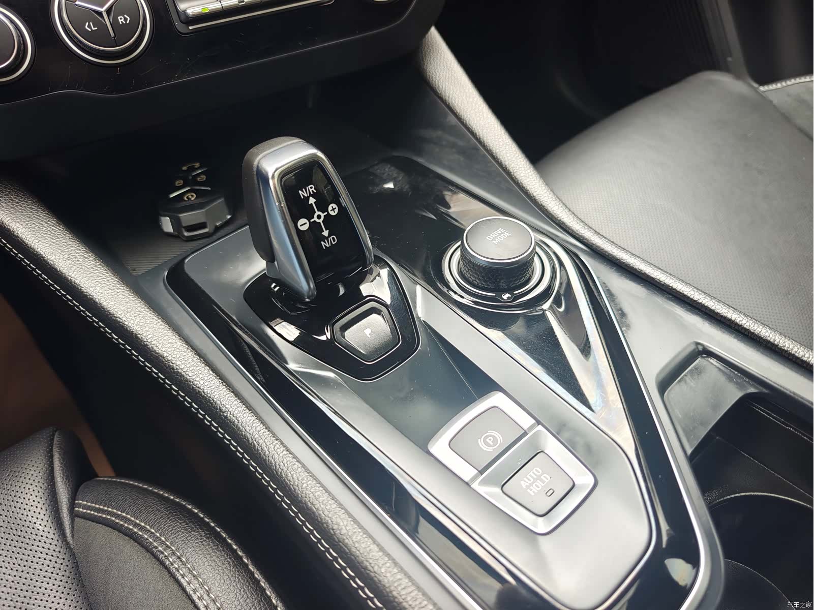 Lynk & Co 02, 2021 все фото