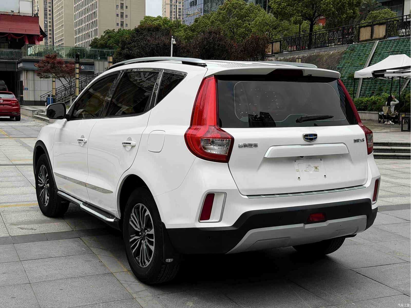 Geely X6, 2017 6