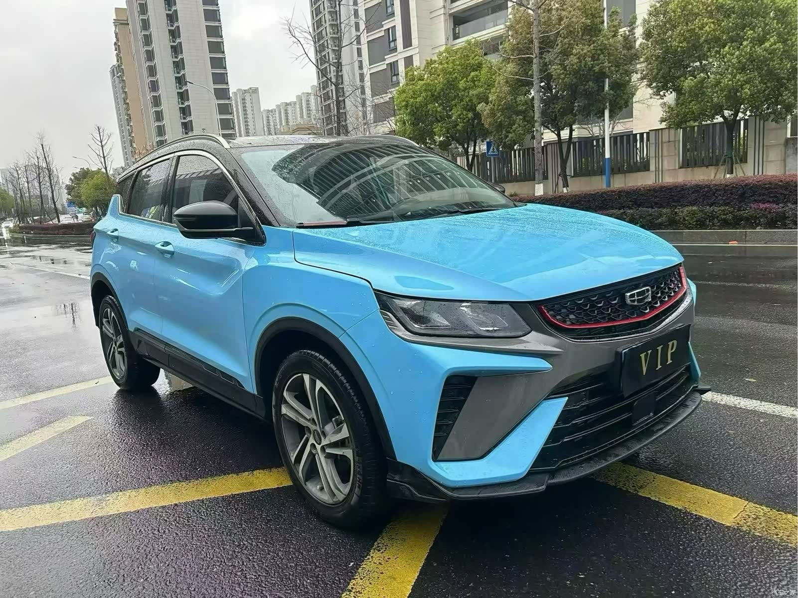 Geely Coolray, 2022 3
