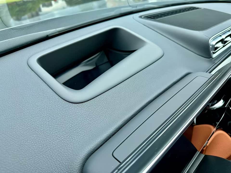 Mercedes-Benz S-class Mercedes-Benz S-class
