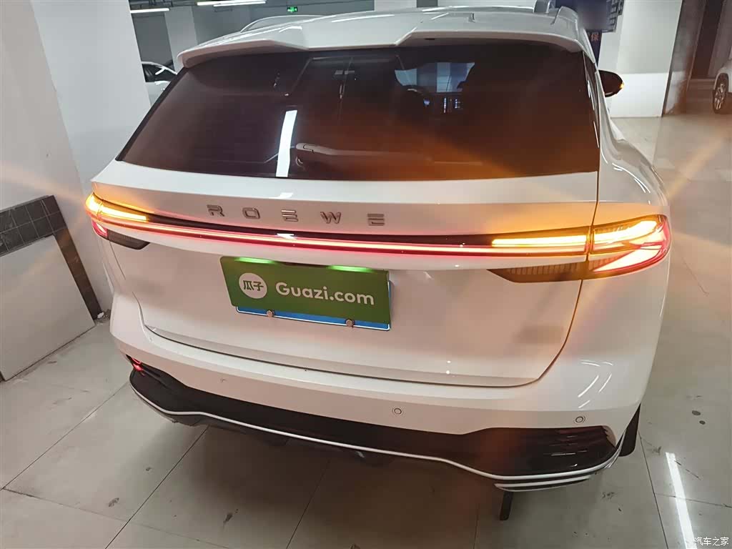 Roewe RX5, 2023 4
