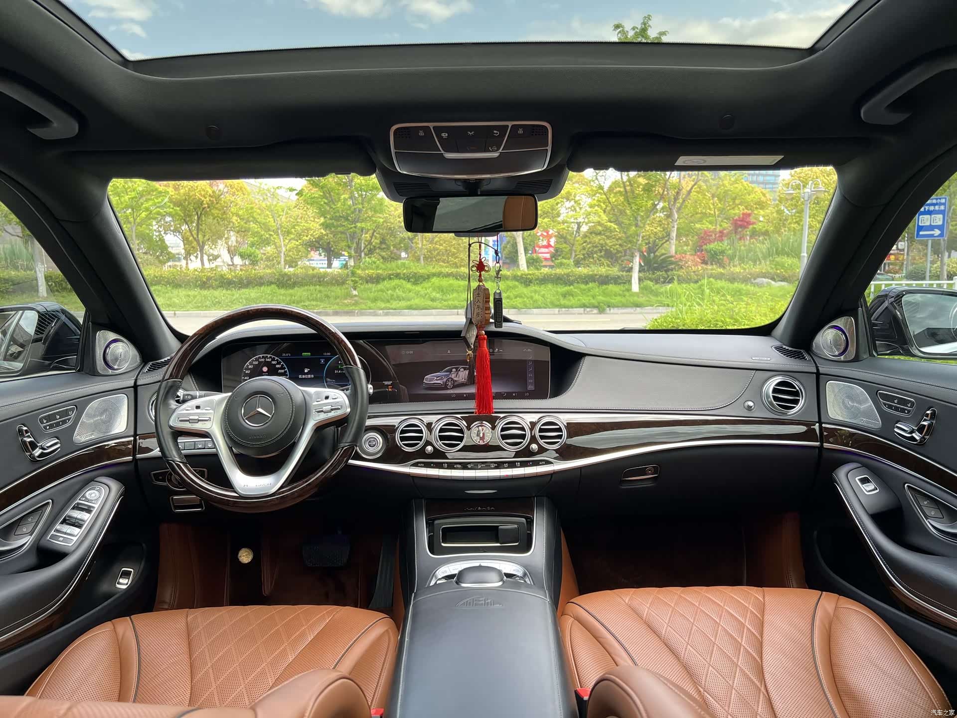 Maybach S-Class, 2020 10