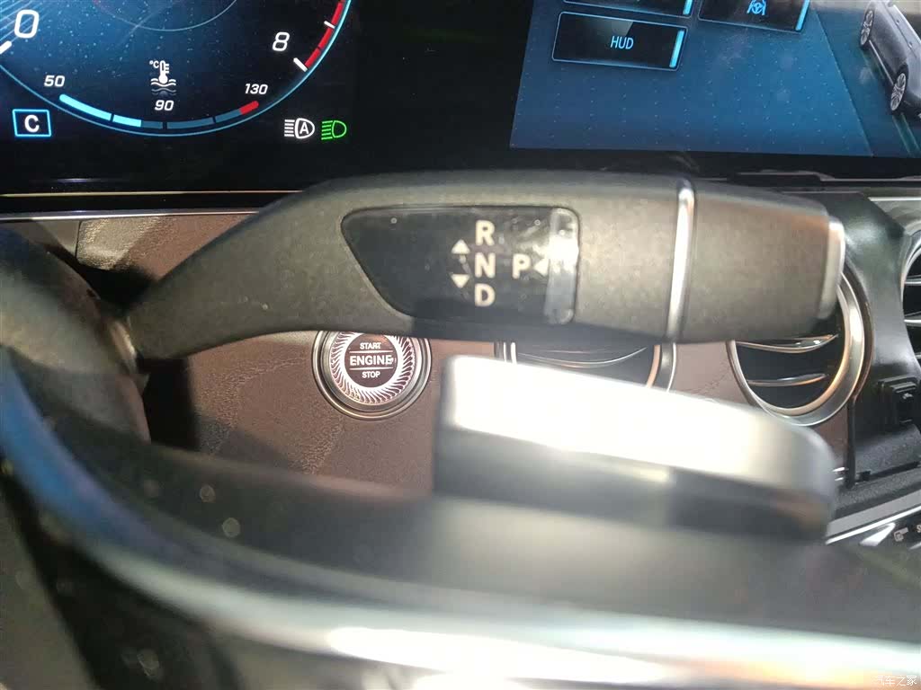Mercedes-Benz E-Class, 2020 14