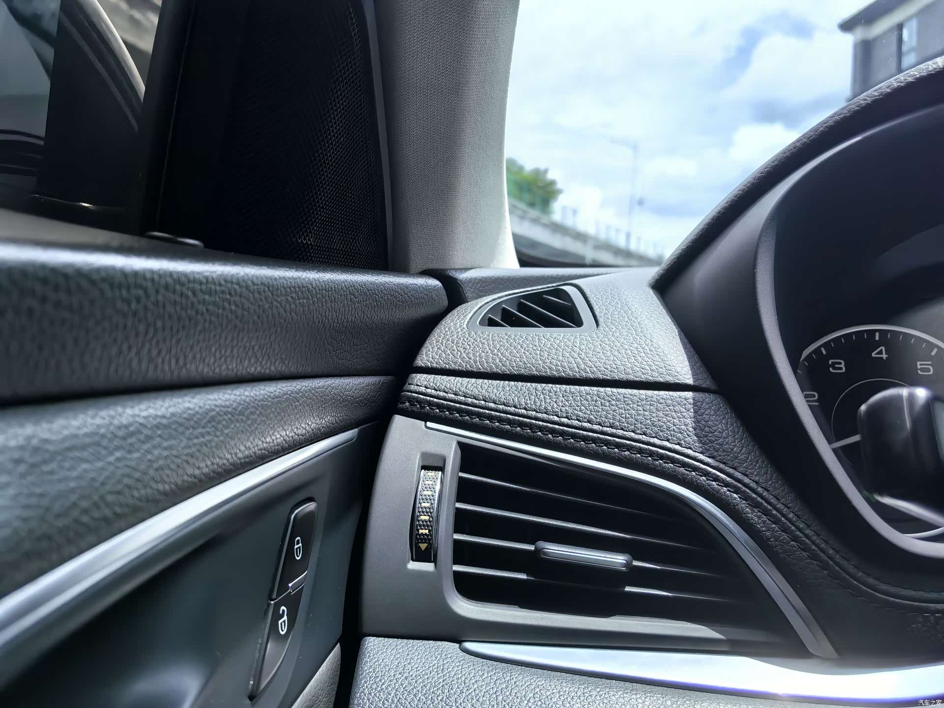 BaoWoQiChe BX7, 2019 37