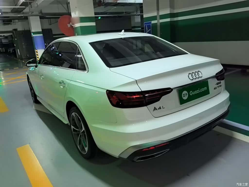 Audi A4L, 2024 все фото