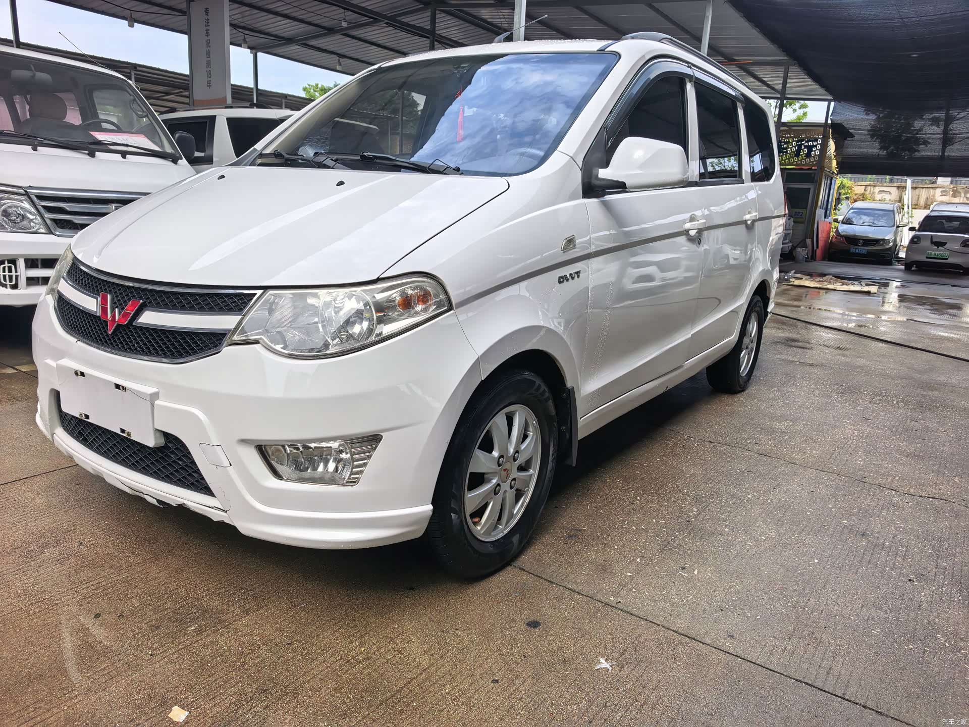 Wuling Hongguang, 2016 1