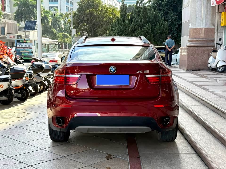 BMW X6