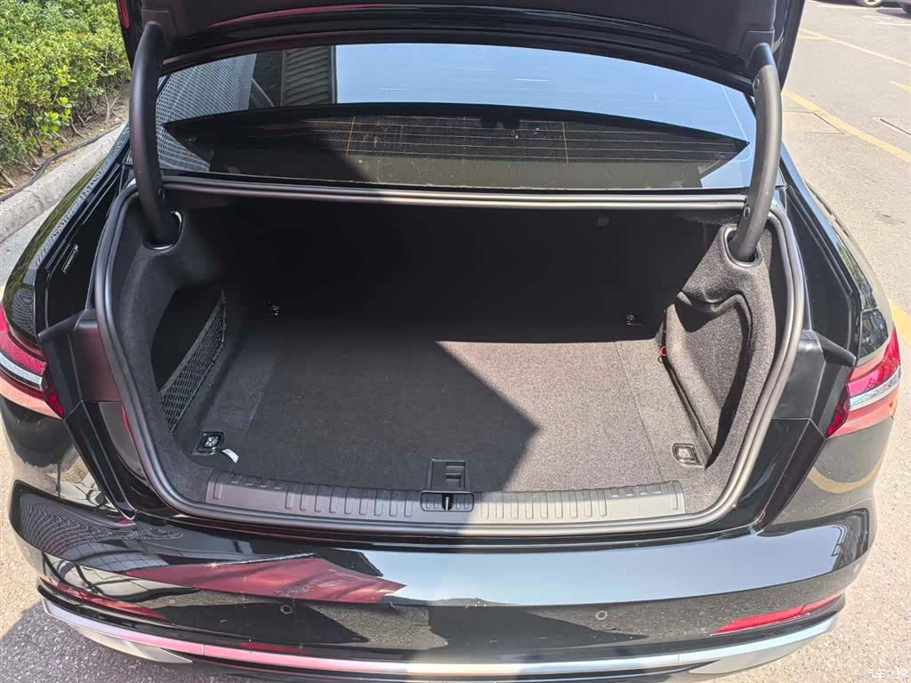 Audi A6L, 2024 20