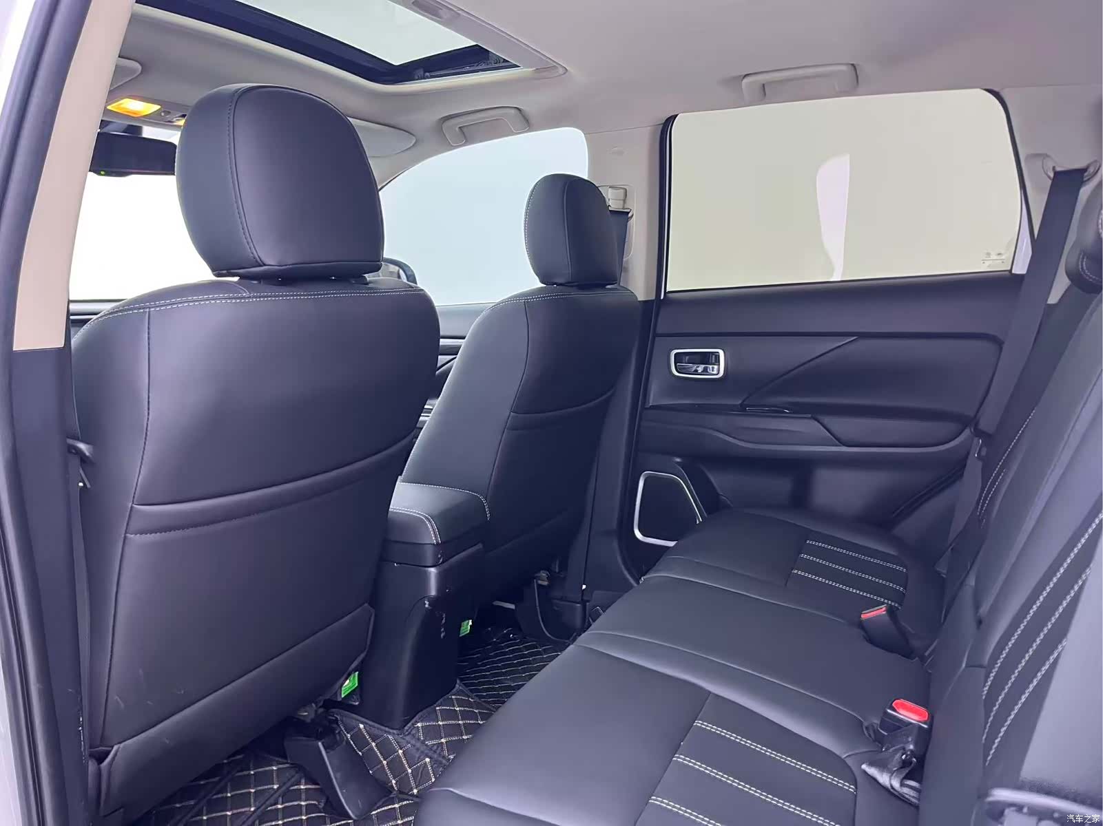 Mitsubishi Outlander, 2017 6