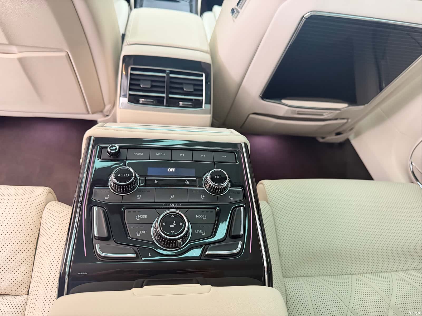 Volkswagen Phideon, 2023 10