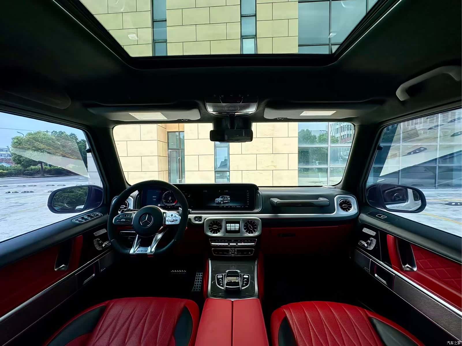 Mercedes-Benz G-Class, 2019 18