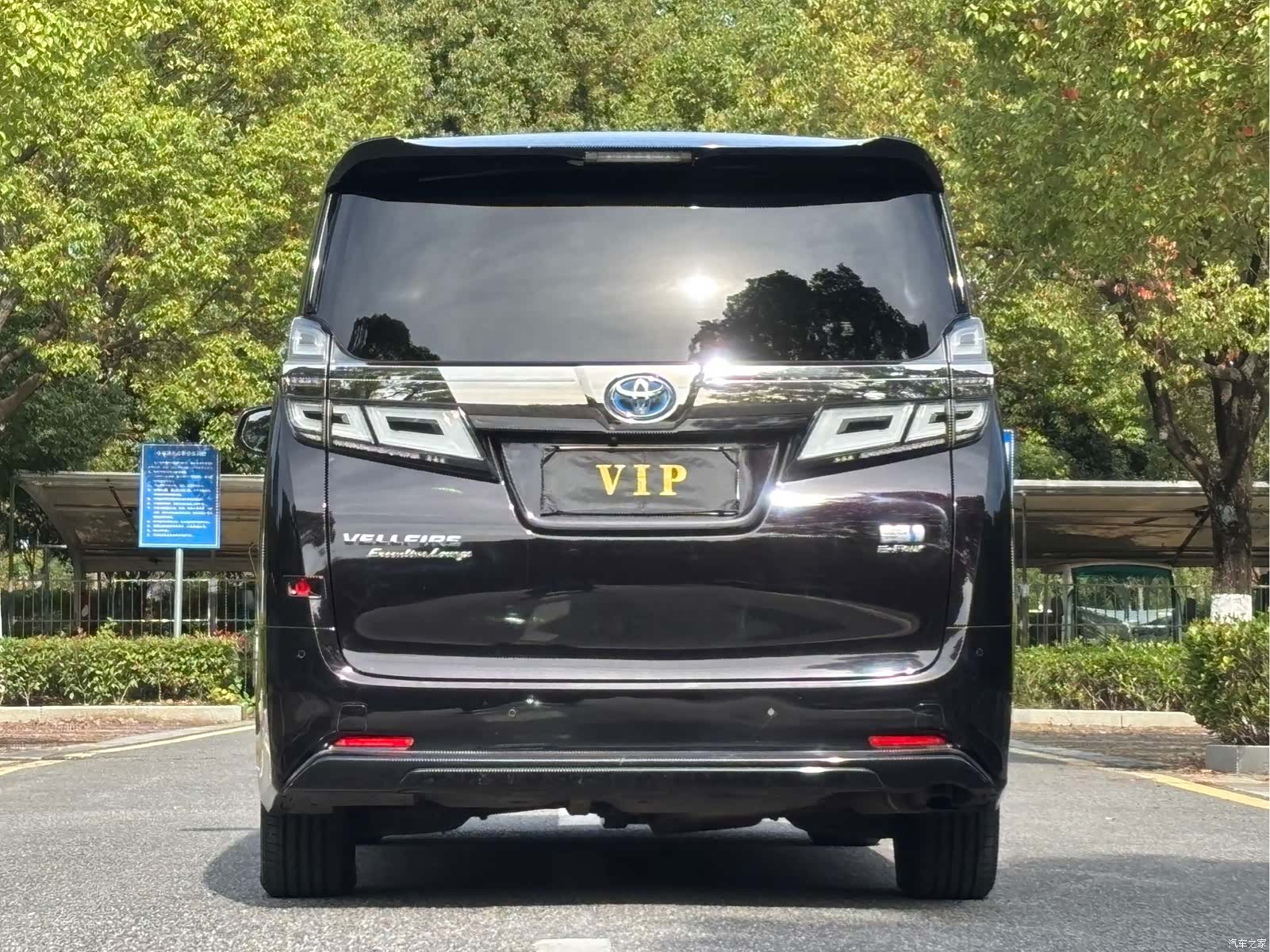 Toyota Vellfire, 2019 все фото