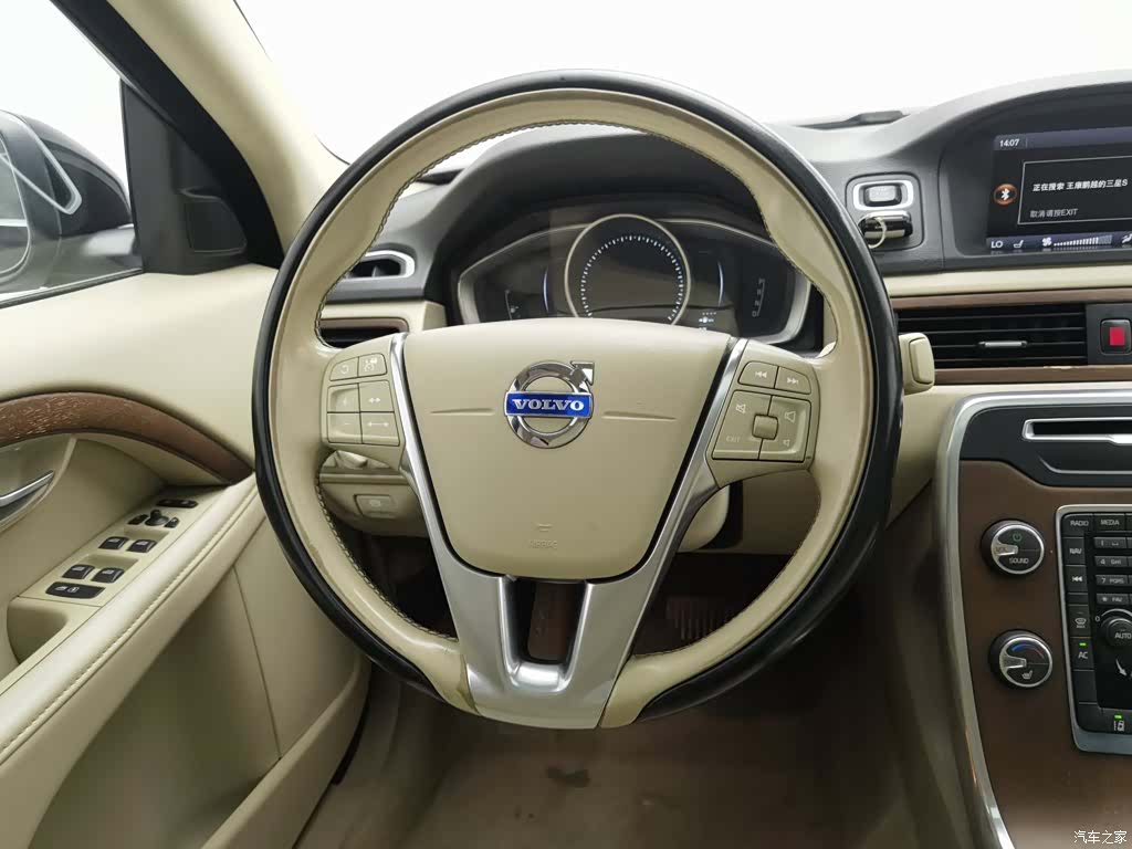 Volvo S80, 2015 11
