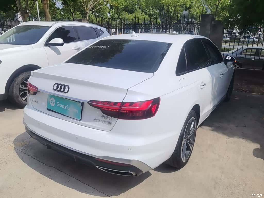 Audi A4L, 2022 7