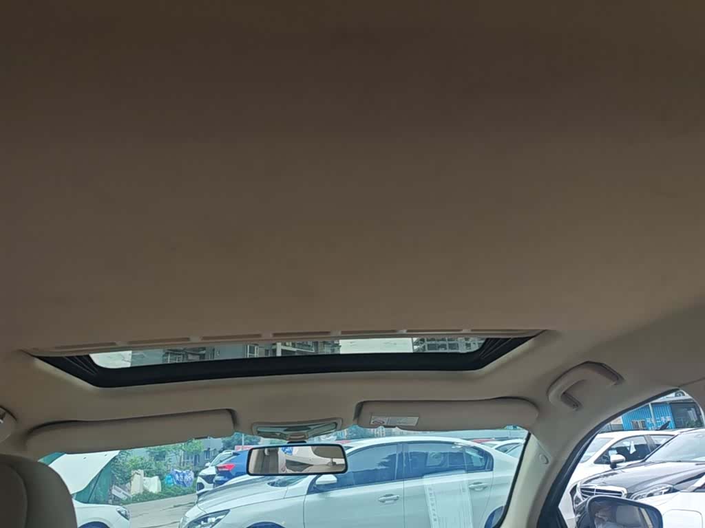 Roewe 350, 2015 18